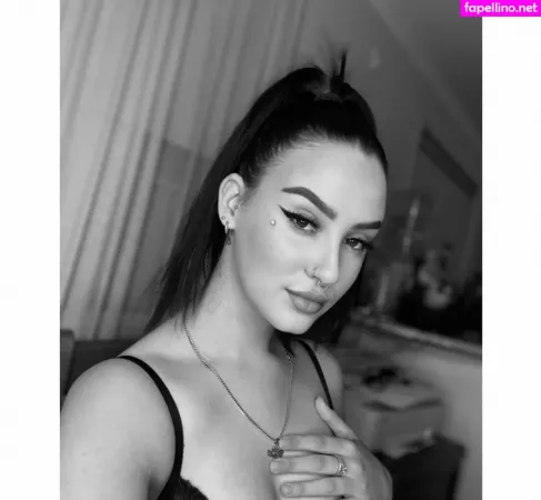 Elouisemayy OnlyFans Thumbnail #o8iURY3Q6p