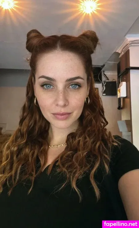 Eloyia OnlyFans Thumbnail #GGBcX7xktq