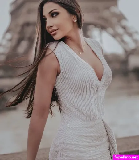 Elquaria OnlyFans Thumbnail #OIvDrzWYET