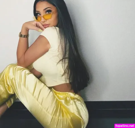 Elquaria OnlyFans Thumbnail #iYVdzPOxHS