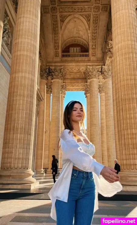 Elsa Bois Main Profile Photo