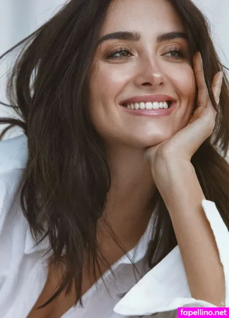 Elsa Couturier OnlyFans Thumbnail #B9hQbxK2kN