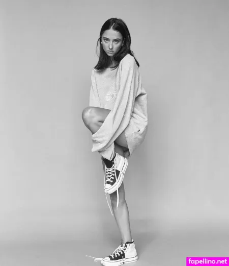 Elsa Couturier OnlyFans Thumbnail #p5o5aozsDc