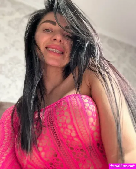 Elsa Dream OnlyFans Thumbnail #e0MjmnfHnN