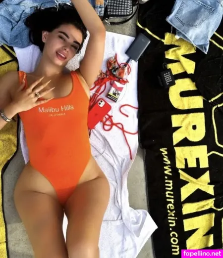Elsa Latifaj OnlyFans Thumbnail #BvmDYXnv3N