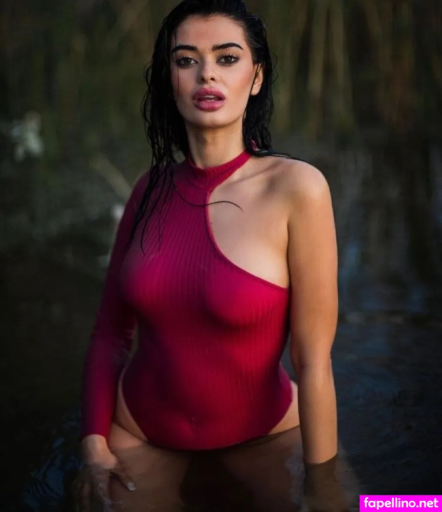 elsa_latifaj_98 Nude Leaked OnlyFans Photo #uF0loN1rNG