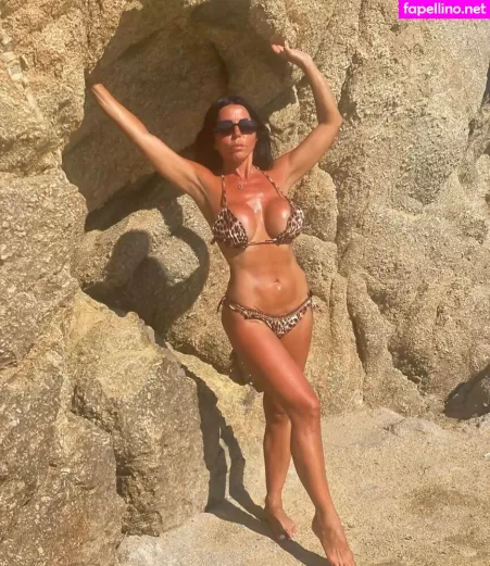 Elsa Marra OnlyFans Thumbnail #Re3FnIgHON