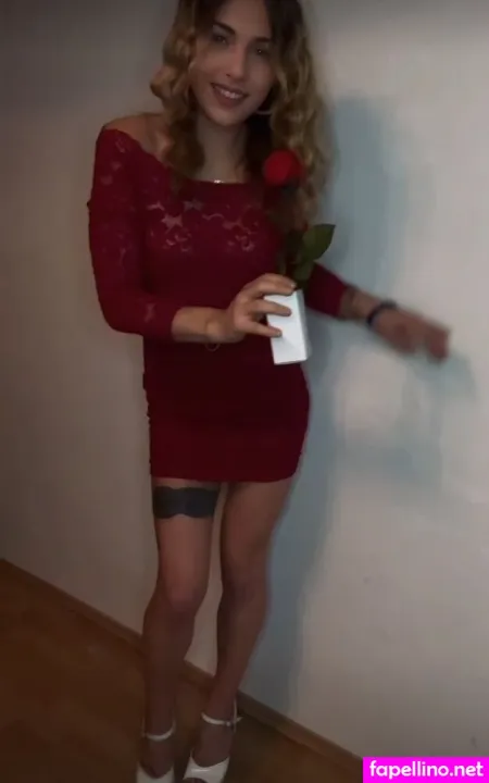 Elsa Weissenbach OnlyFans Thumbnail #43YXWABllp