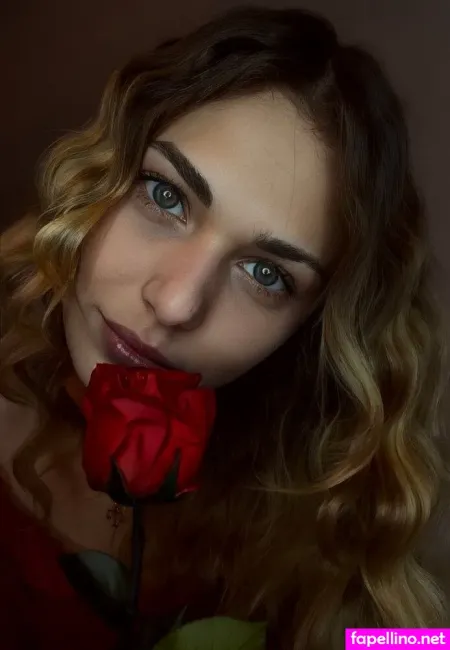 Elsa Weissenbach OnlyFans Thumbnail #a7viA1TFrp