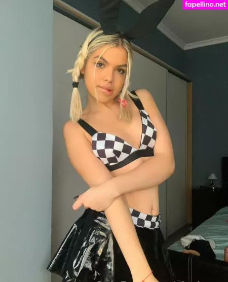 Elsakroes OnlyFans Thumbnail #VzDnOlIiDF