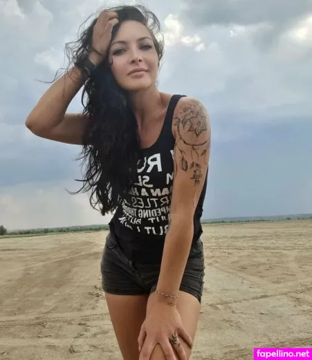 Elsapreston OnlyFans Thumbnail #e5rDLfQsJL