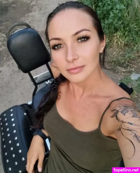 Elsapreston OnlyFans Thumbnail #qc3OthSv2K