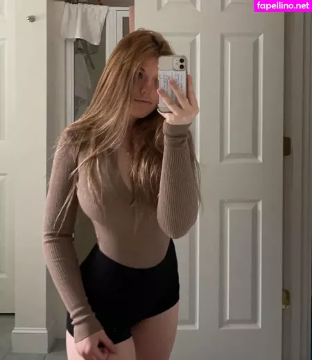 Elsuzannee OnlyFans Thumbnail #Qo7dMJmEmw