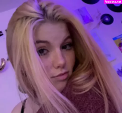 Elsuzannee OnlyFans Thumbnail #aWECwrATMU