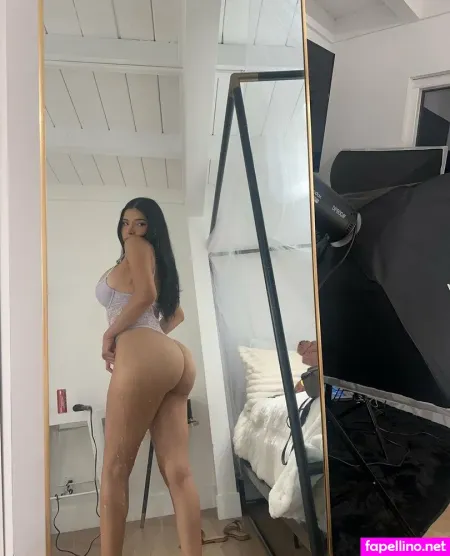 Elsy Guevara 1 OnlyFans Thumbnail #6IWJDRM7Jt