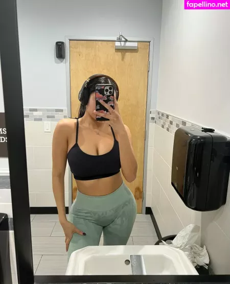 Elsyguevara OnlyFans Thumbnail #4HWtMNVhmI
