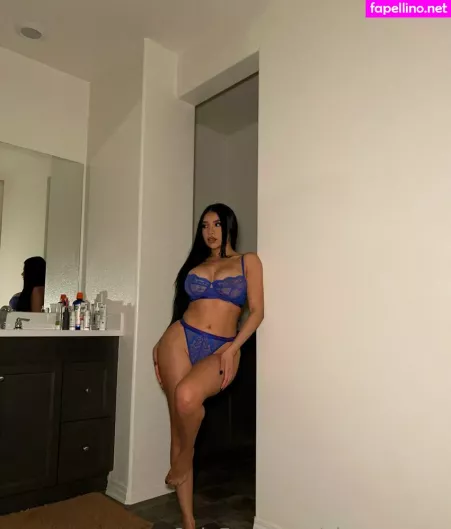 Elsyguevara OnlyFans Thumbnail #WrHrY9v73G