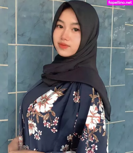 Elvara Caliva OnlyFans Thumbnail #K4DhCXTV81