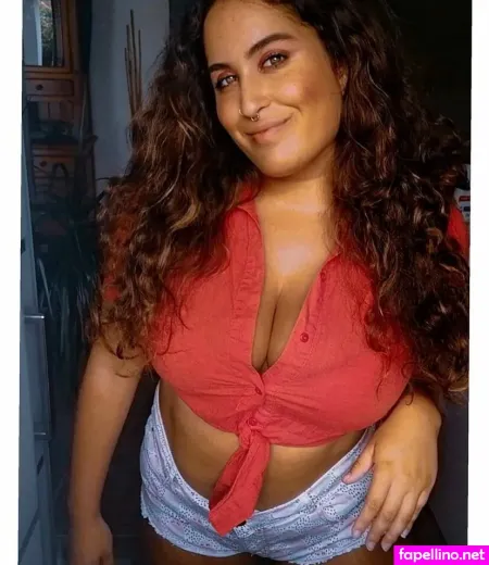 Elviabombon OnlyFans Thumbnail #1B7Qa3LUFY