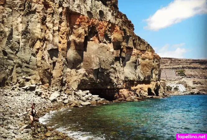 Elviabombon OnlyFans Thumbnail #47jun6ku5W