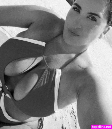 Elviabombon OnlyFans Thumbnail #6mQw3GtqrR