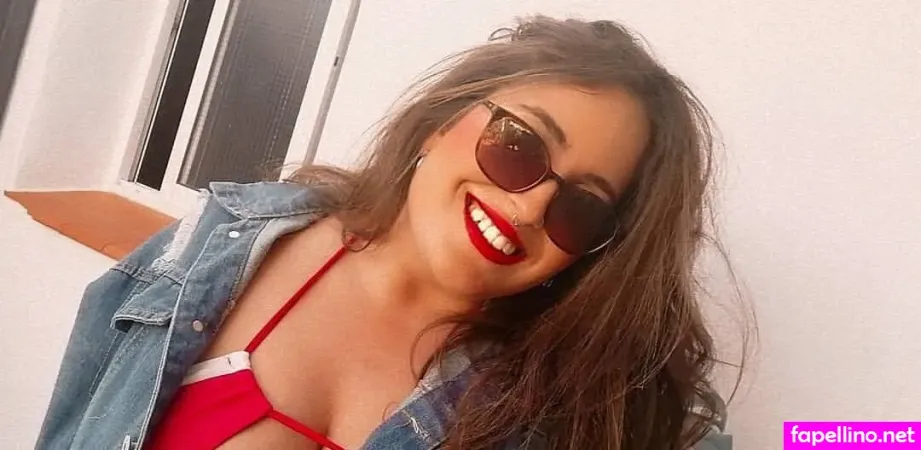 Elviabombon OnlyFans Thumbnail #iMAQEtYk0Z