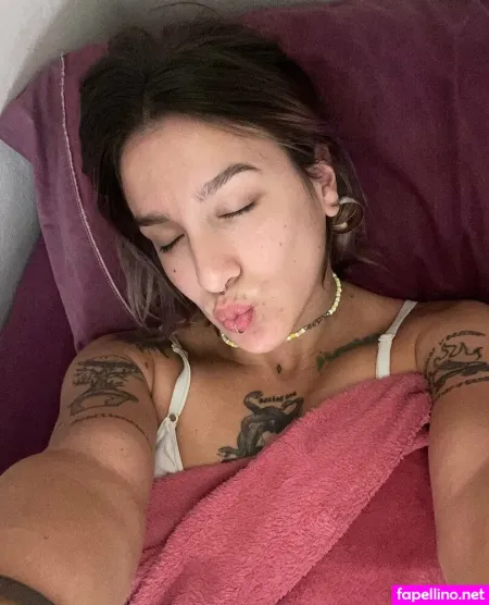 Elvinaapap OnlyFans Thumbnail #3IjJ4hEjlr