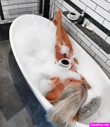 Elvira Pitzner OnlyFans Thumbnail #tc7d6SlRYl