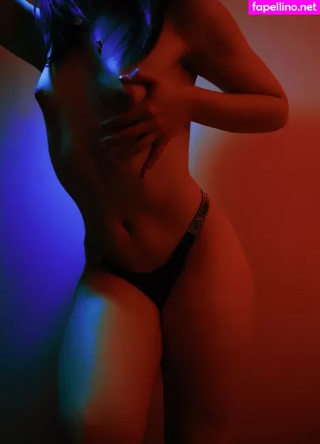 Elvirarelv OnlyFans Thumbnail #PtpdD8j6sc