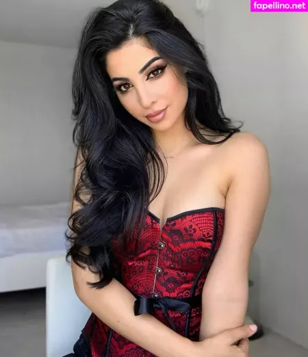 Elwa Saleh OnlyFans Thumbnail #JpxBdPtWH8
