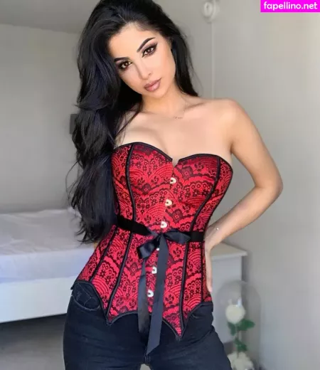 Elwa Saleh OnlyFans Thumbnail #NMARTKhkPp