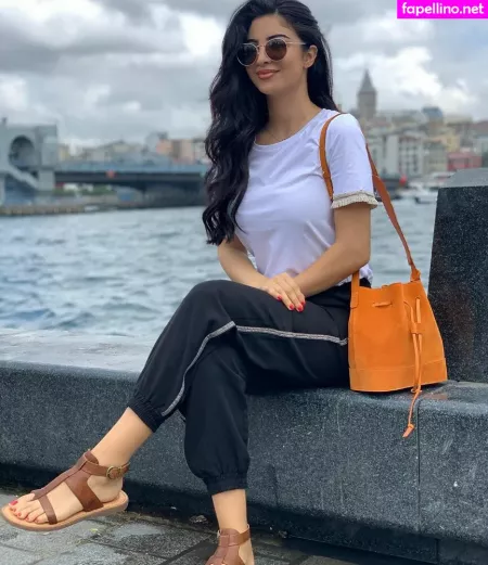 Elwa Saleh OnlyFans Thumbnail #rOIY5cEJ6r