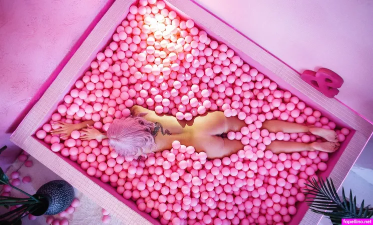 Elyga Oxana OnlyFans Thumbnail #rLcvLdjCBo