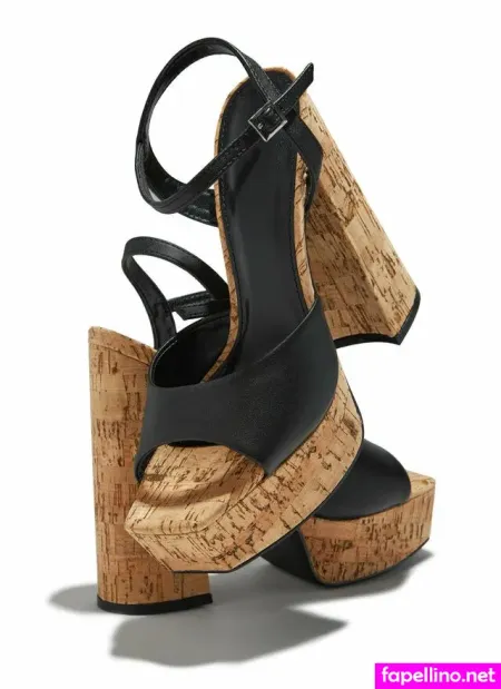 Elyna Black OnlyFans Thumbnail #0UKjn8bN9J