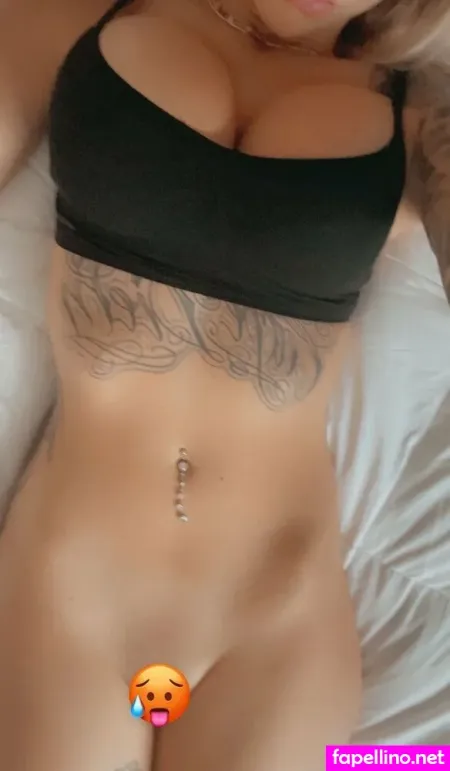 Elypeachie Free Main Profile Photo