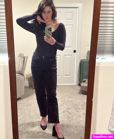 Elyse Myers OnlyFans Thumbnail #1fwmqDdQkJ