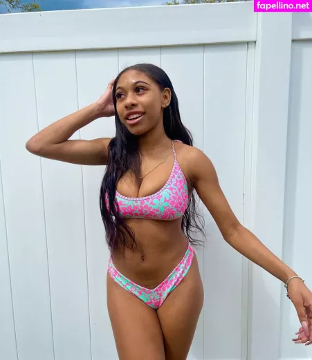 Elyse Rey OnlyFans Thumbnail #EwjG7laYWi