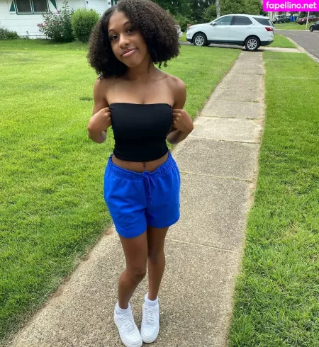 Elyse Rey OnlyFans Thumbnail #KgYPyd336B