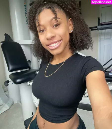 Elyse Rey OnlyFans Thumbnail #Wy894BmXCY