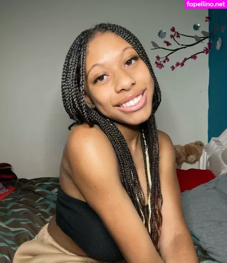 Elyse Rey OnlyFans Thumbnail #uPyOysNo9Y