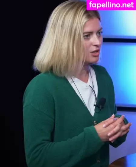 Elyse Willems OnlyFans Thumbnail #7l2rQCYw2O