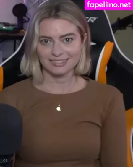 Elyse Willems OnlyFans Thumbnail #CvVNOG92kJ