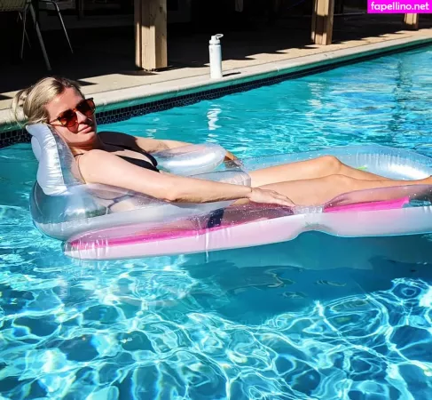 Elyse Willems OnlyFans Thumbnail #U8Q10TBI8C