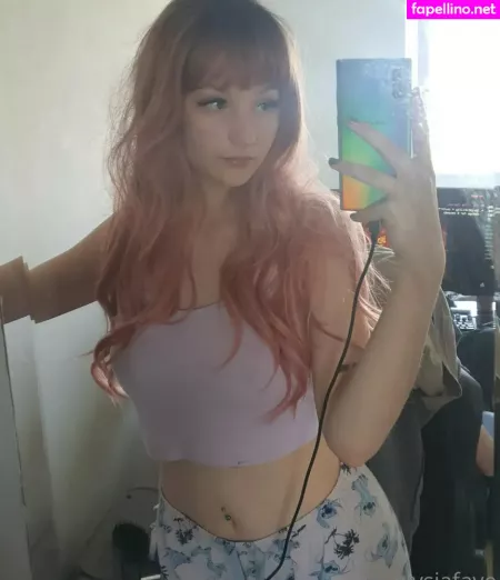 Elysiafayex OnlyFans Thumbnail #A2uAd4JCh9