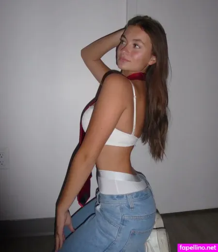 Elyssa Williams OnlyFans Thumbnail #OtHS3LdC3X