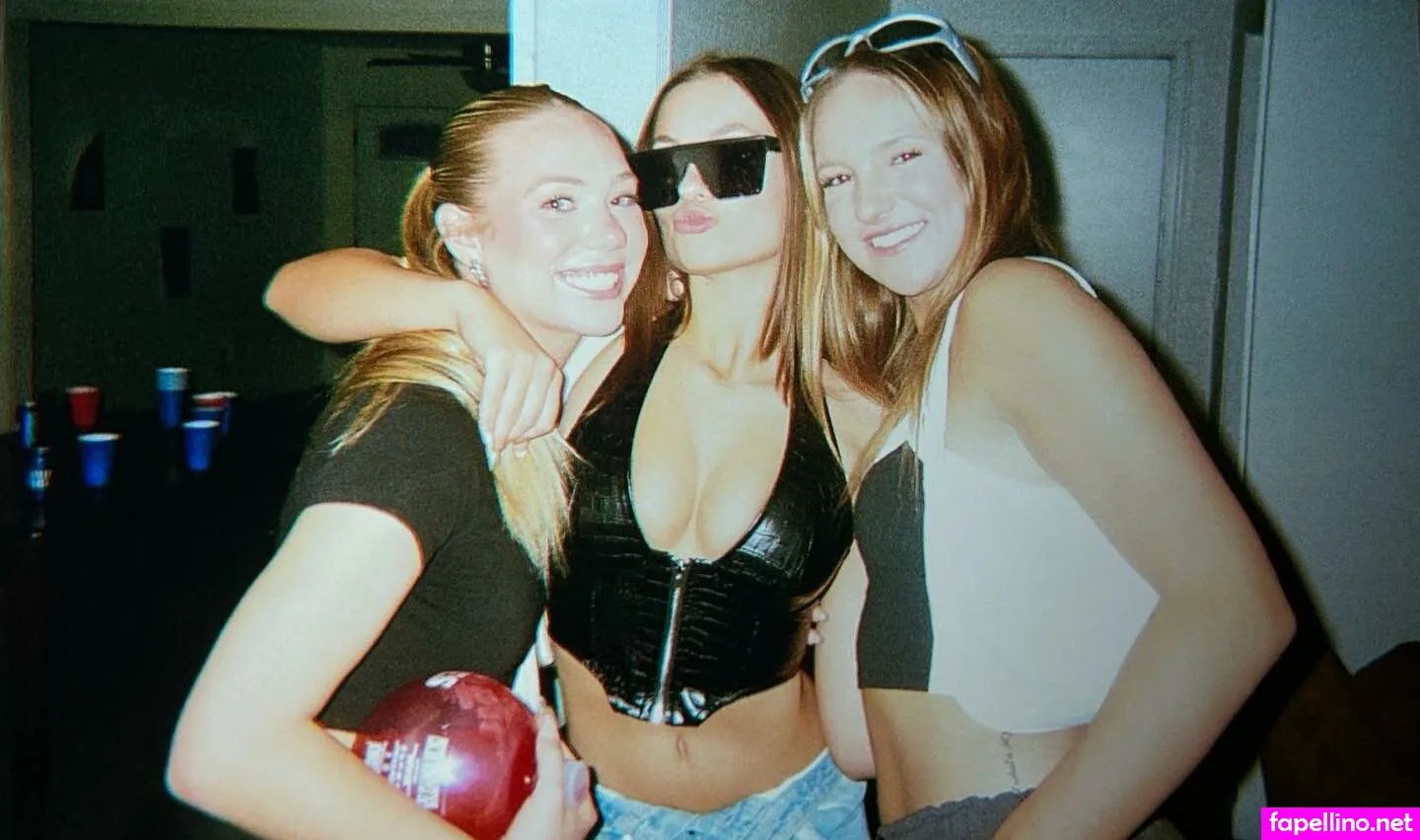 alisewillams, elyssawilliamss Nude Leaked OnlyFans Photo #sXMYRPpUMM