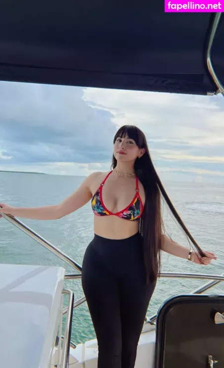 Elyzabeth Suarez OnlyFans Thumbnail #Xluza52imz