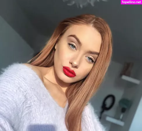 Elzthewitch OnlyFans Thumbnail #0dZLCWF9BG