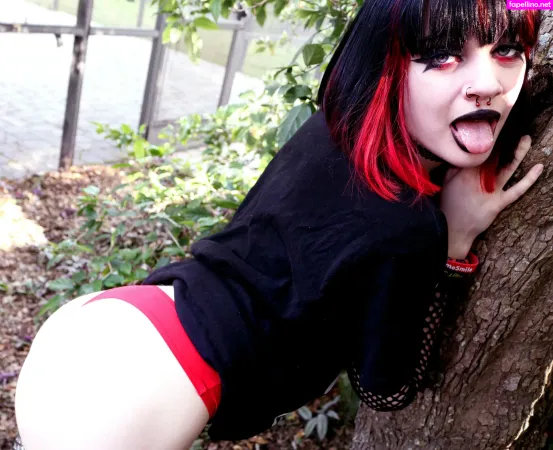 Em H0rr0r OnlyFans Thumbnail #2DM6HjiXqv