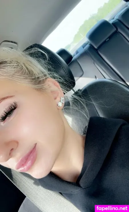 Em Marie3 OnlyFans Thumbnail #Ewsim5p5CY